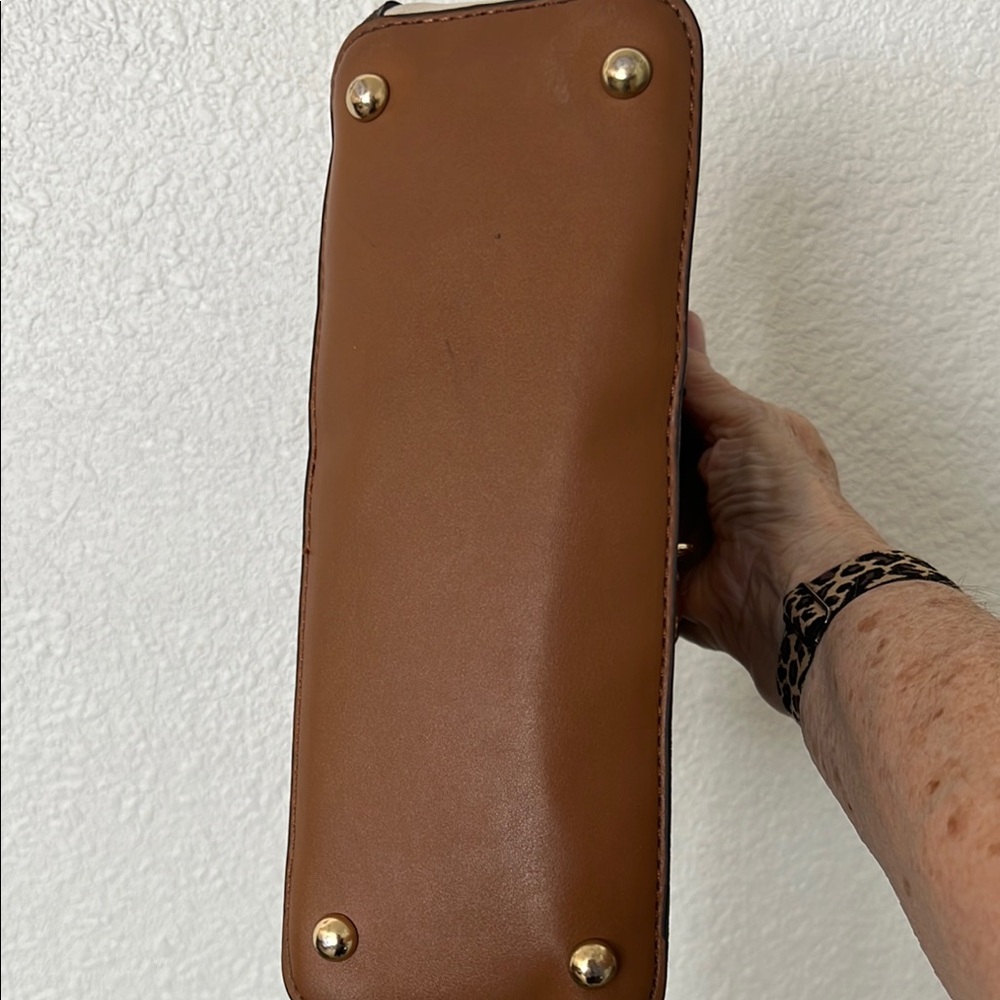 Adrienne Vittadini Brown and Gold Crossbody Bag with Structured Design-09 - Picture 5 of 13